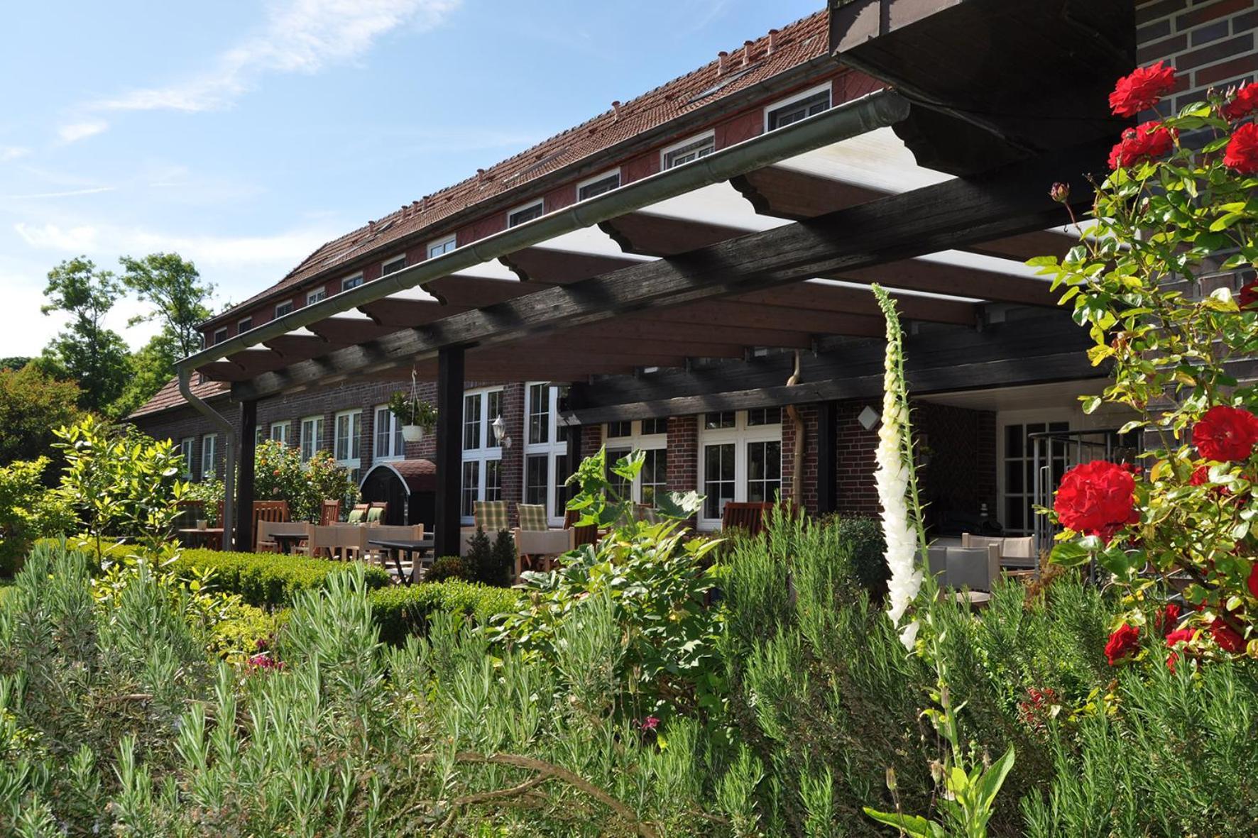 Landhotel Alte Schule - Hotel Garni Schillig Eksteriør billede